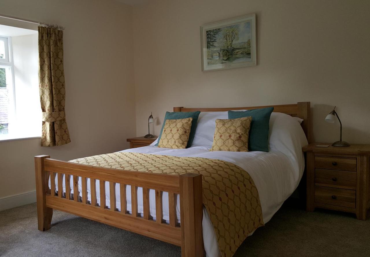 Pontyclerc Farm House Bed And Breakfast Ammanford Exteriér fotografie